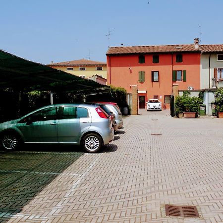 Residenza Il Giglio Bed and Breakfast Mozzecane Εξωτερικό φωτογραφία