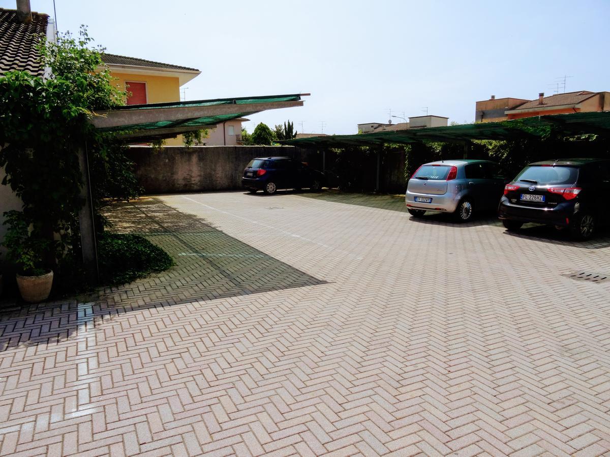 Residenza Il Giglio Bed and Breakfast Mozzecane Εξωτερικό φωτογραφία
